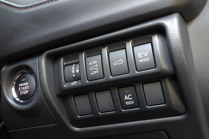 スバル・フォレスター プレミアムS：HEV EX（スイッチパネル）