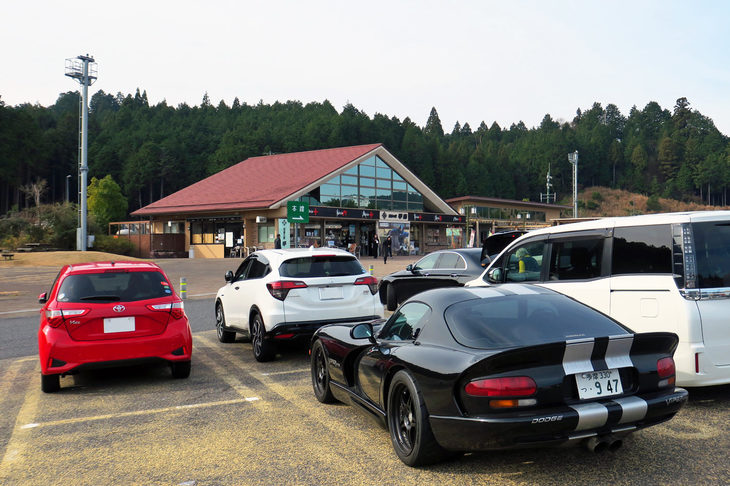 “忍者の里”として知られる滋賀県甲賀市に位置する甲南PA。