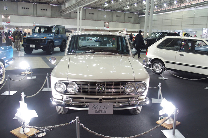 ダットサン・ブルーバード1200デラックス（1964年）