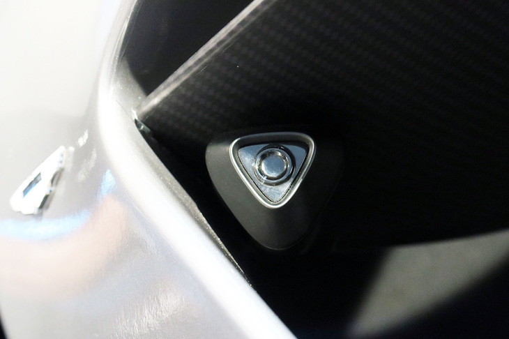 アストンマーティン・ヴァルハラ（エクステリア）