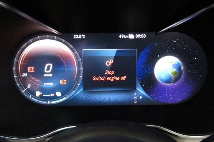 メルセデス・ベンツGLC F-CELL（メーター）