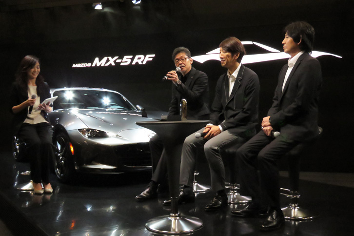 マツダでは「異業種とのコラボレーションを通して刺激を得ること」を目的に、アート作品の制作にも挑戦。今回のイベントでは、資生堂とコラボレーションによる“魂動”デザインを表現したフレグランスが披露された。