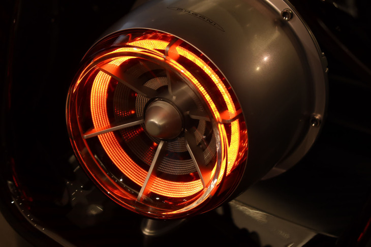 パガーニ・ウトピア ロードスター（リアランプ）