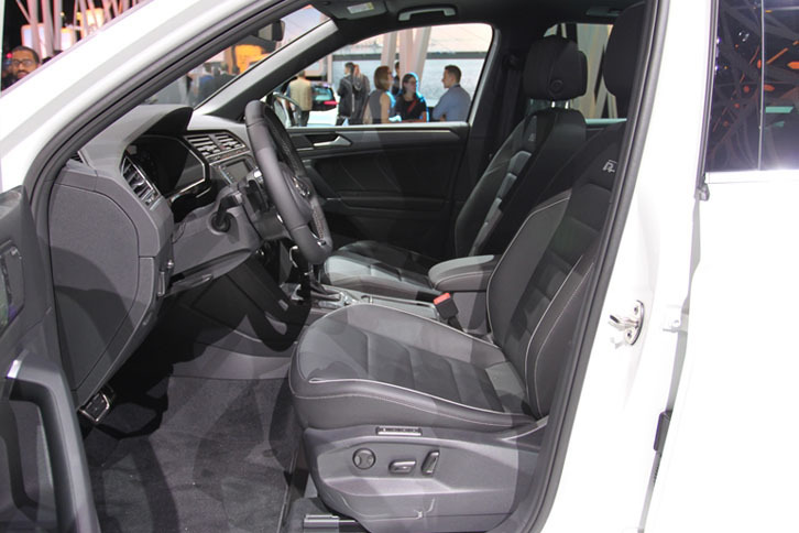 フォルクスワーゲン・ティグアンRライン（インテリア）