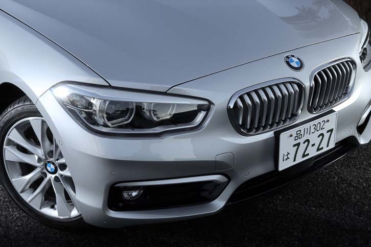 デザインラインは「スタイル」のほか、「スポーツ」「Mスポーツ」も用意される。スタイルでは、キドニーグリルに「マットオキサイドシルバー」仕上げが施される。