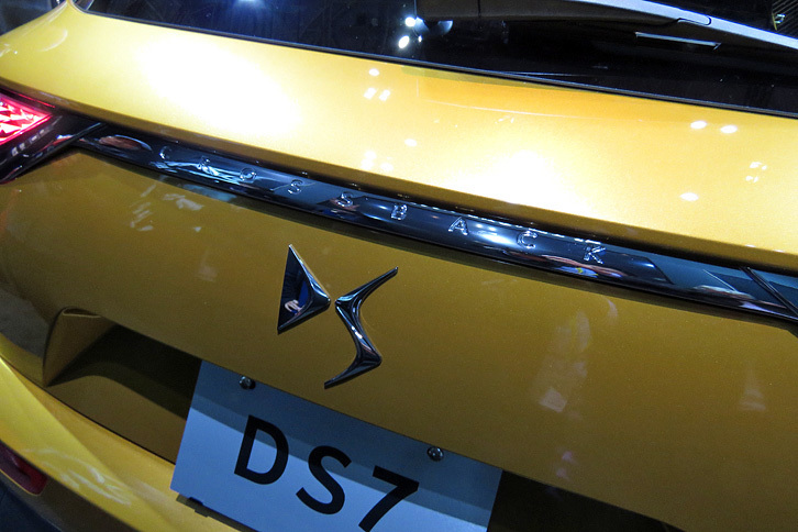 DS 7クロスバック