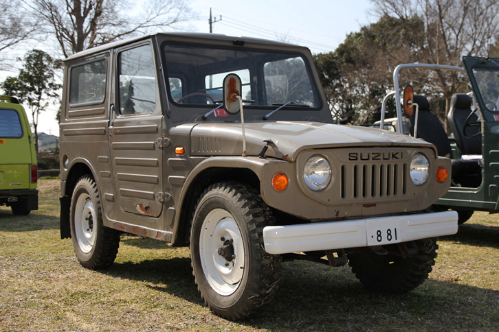 1972年「スズキ・ジムニーバン」。エンジンが水冷化された2代目だが、メタルボディーのバン（LJ20V）の残存車両は珍しい。もともと林野庁などお役所需要から生まれたモデルで、多くが使いつぶされてしまったためという。