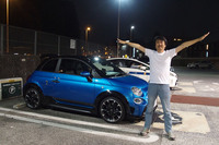 首都高4号線の代々木PAで小休止。フニャフニャと言っても過言ではない足まわりは十分カイテキ。首都高のジョイントを越える際も身構える必要はない。