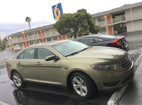 「フォード・トーラス」。初代は1980年代の後半から1990年代前半にかけてアメリカ製セダンの復興を担ったが、6代目となる現行モデルを見かける機会は、決して多くない。