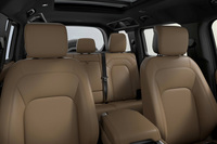 「キャラウェイ」のウィンザーレザーシート。