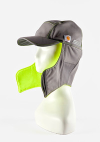 デトロイトの作業着ブランド、カーハートとデザインカレッジCCSとのコラボレーション。古着の素材を利用したキャップは、ハンヌー・ヴィタラ氏の作。