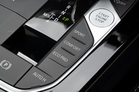 BMW 218dグランクーペ プレイ エディションジョイ＋（FF/8AT）【試乗記】の画像