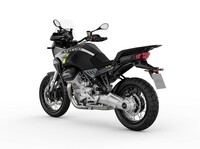 モト・グッツィの新型アドベンチャーバイク「ステルビオ」登場の画像