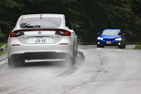 駆動用バッテリーは、「インサイト」のものより小型化と高性能化を同時に実現。EV走行距離も1kmから1.8kmに拡大した。（充電率50％、EVドライブモード、50km/h定速走行で比較）