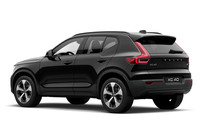 「ボルボXC40」にグロッシーブラックのアクセントを利かせた特別仕様車登場の画像