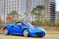 アルファ・ロメオ4Cスパイダー イタリア