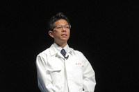 開発責任者は26歳の若者！