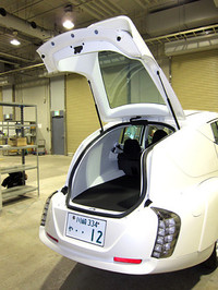 SIM-Driveの試作EV「SIM-LEI」に同乗試乗の画像