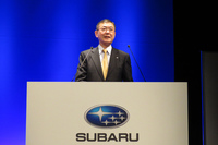 富士重工業の吉永泰之代表取締役社長。同社はこれまで年間400～600億円程度だった試験研究費を近年になって大幅に増額。今後は年1000億円レベルで継続的に投入していくとしている。