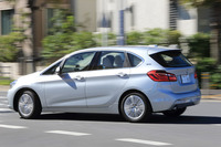 JC08モード計測による「225xe」の一充電走行距離は42.4km、電力消費率は5.8km/kWhとなっている。