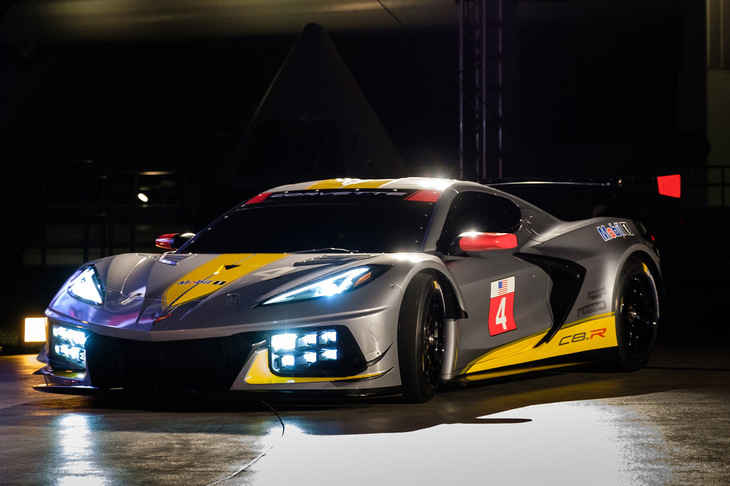 サプライズで発表された「コルベットC8.R」。