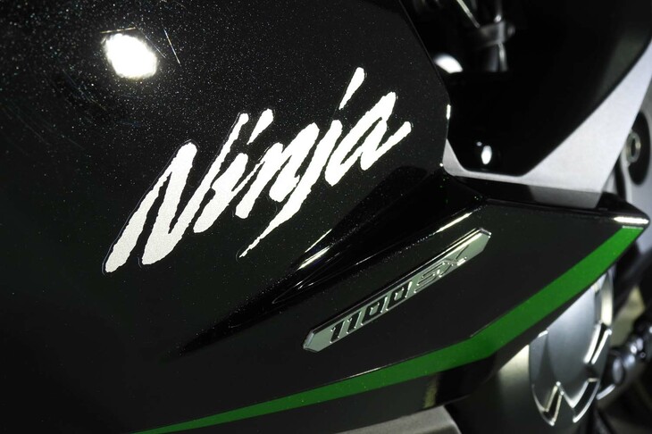 カワサキ・ニンジャ1100SX SE