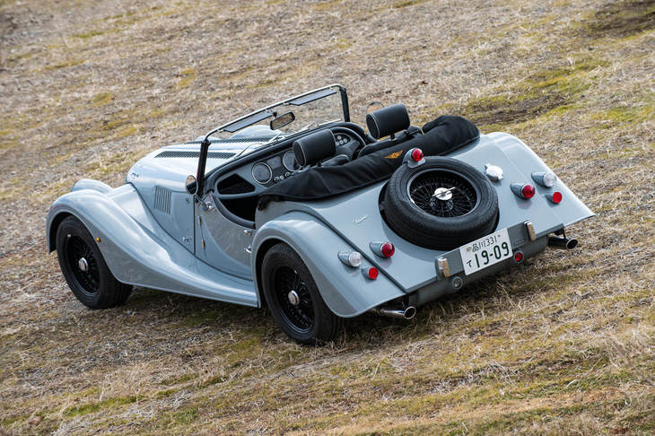 8気筒エンジンを搭載した「エアロ8」なき今、「ロードスター」はモーガンのラインナップの最上級モデルとなる。