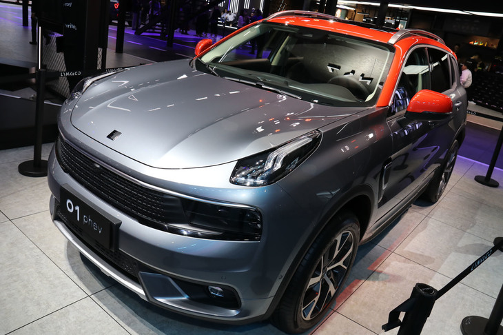 2018年の北京モーターショーで。「リンク＆コー01 PHEV」。