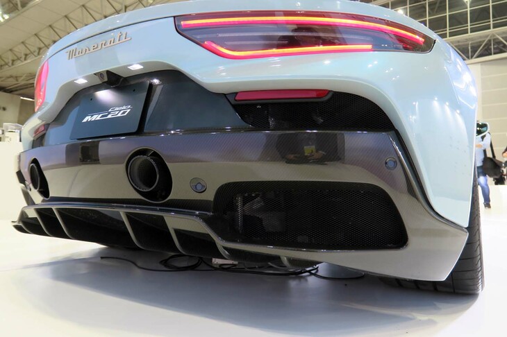 マセラティMC20チェロ