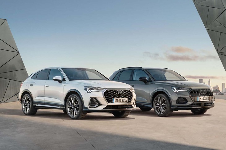 「アウディQ3スポーツバックhigh style」（写真左）と「Q3 high style」（同右）。