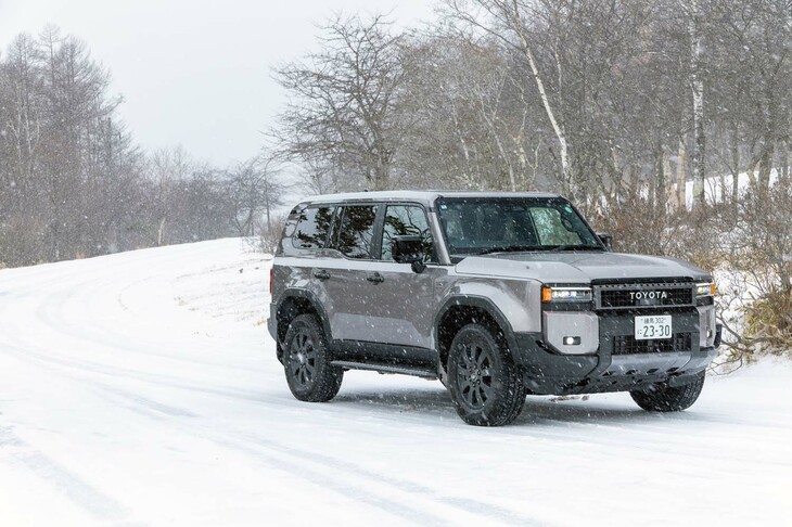 ロケの最中には雪が降りだし、いつの間にやら吹雪に。当取材の水先案内人を務めた、八ヶ岳に居を構えるK氏によると、この日の状況は「八ヶ岳でもめったにないほど過酷」なものだったとか。無事に帰れてよかった……。