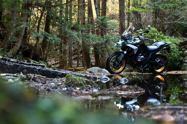 従来モデルより大きな進化を遂げた「R1300GS」だが、そのぶん価格は284万3000円からと、およそ40万円アップ。上質な意匠が魅力の「Option 719」仕様ともなると、その価格は車体だけで336万8000円である。