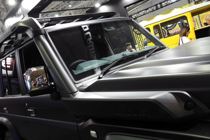 ランクルBASEカスタム「ブラッククルーザー70」