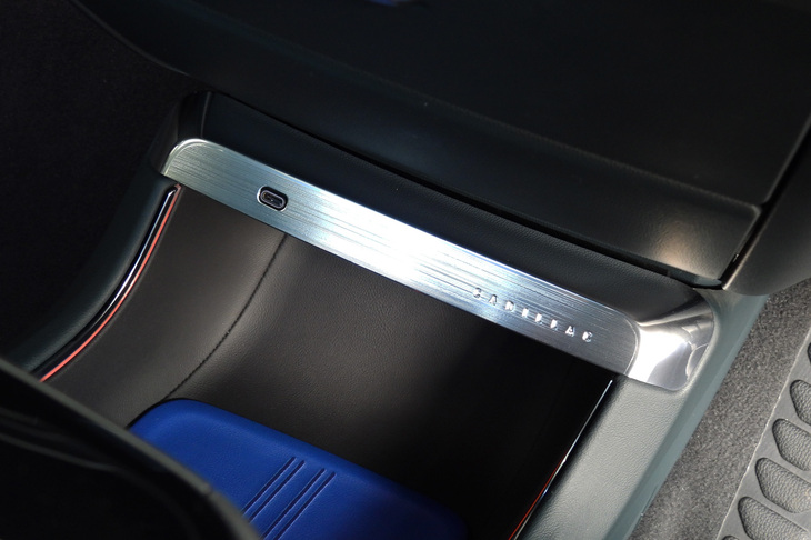 キャデラック・リリック（収納スペース）