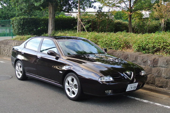 上の写真では暗くてその良さがわかりづらいので、再び安ド二等兵の「アルファ166」。