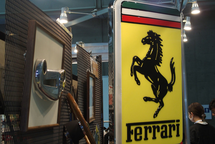 LE GARAGEのブース。