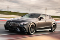 「メルセデスAMG GT 4ドアクーペ」。webCGほったはニューヨークモーターショーで初めてこのクルマを見たとき、しばらく「『CLS』のAMGバージョンだ」と思い込んでいたとか。