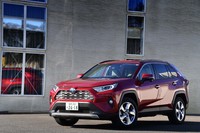 トヨタRAV4ハイブリッドG