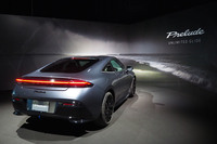 ボディーサイズは全長×全幅×全高＝4520×1880×1355mm、ホイールベースは2605mm。大径タイヤと最適なホイールベースにより、高い運動性能が発揮できるようにパッケージングを工夫している。