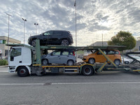 ステランティスの旧FCA系は混載されることが少なくない。上段は「ジープ・コンパス4xe」、下段は「フィアット・パンダ」だ。