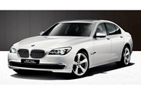 BMW7シリーズに1周年記念の特別仕様車