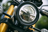 トライアンフ・スクランブラー1200 XE