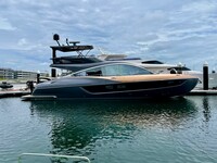 レクサス初のラグジュアリーヨット「LY650」。「650」は船体の全長が65フィート＝19.94mであることを示している。