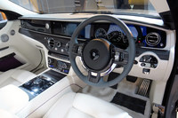 ロールス・ロイスが新型「ゴースト」を日本初公開　納車開始は2021年1月を予定の画像