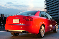 アウディの中核「A4」シリーズ、新エンジン＆マスクで変身！の画像