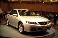 ホンダ、新型「アコード」シリーズを発表の画像