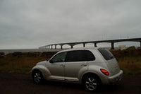 ナイアガラの滝（TOP写真）と、プリンスエドワード島に掛かる橋。