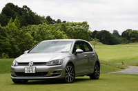 「フォルクスワーゲン・ゴルフ」
    