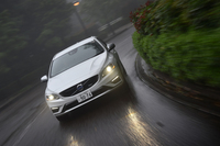 ボルボV60 T6 AWD R-DESIGN（4WD/6AT）【試乗記】の画像