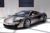 日本初公開された「マクラーレン570Sクーペ」。世界初公開は2015年3月のニューヨークオートショー。